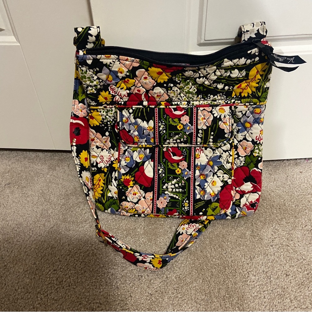 Vera bradley hipster in Poppy Fields